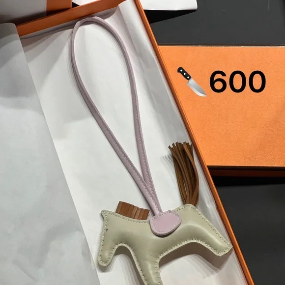 Hermes Rodeo - Picture 3 of 3